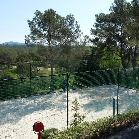 Кемпинг Regency Holiday Tour Operateur Dans Camping 5 Etoiles Frejus, Cote D'azur Фрежюс