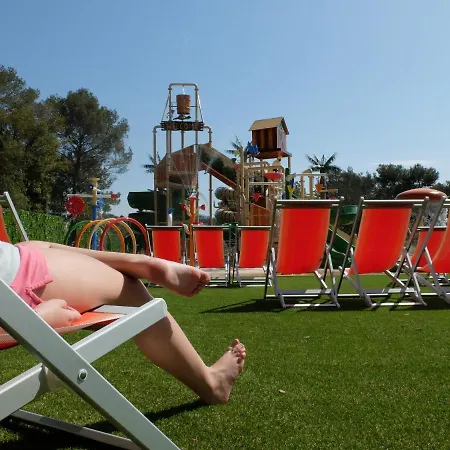 Regency Holiday Tour Operateur Dans Camping 5 Etoiles Frejus, Cote D'azur