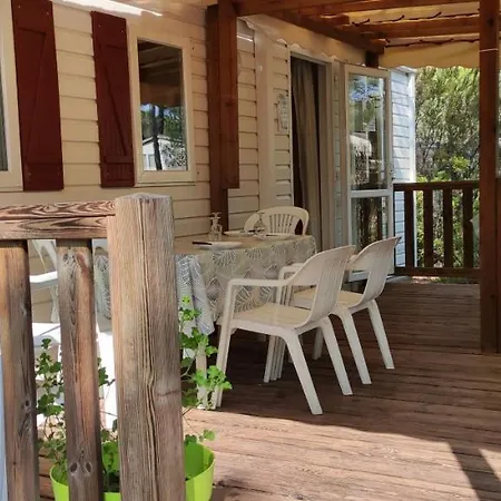 Regency Holiday Tour Operateur Dans Camping 5 Etoiles Frejus, Cote D'azur Campsite