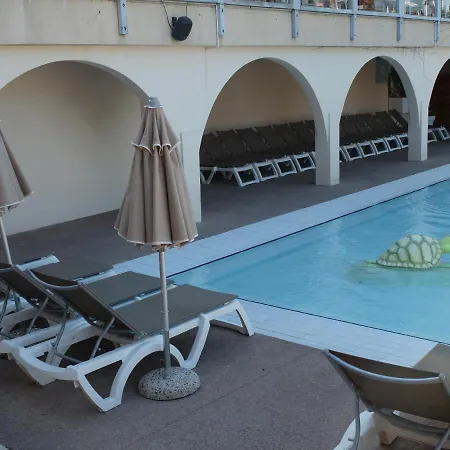 Regency Holiday Tour Operateur Dans Camping 5 Etoiles Frejus, Cote D'azur Fréjus