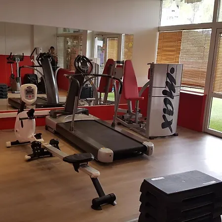 Regency Holiday Tour Operateur Dans Camping 5 Etoiles Frejus, Cote D'azur Fréjus