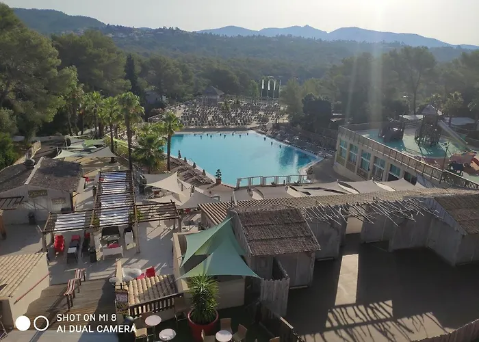 Regency Holiday Tour Operateur Dans Camping 5 Etoiles Frejus, Cote D'azur Campingplatz 5*