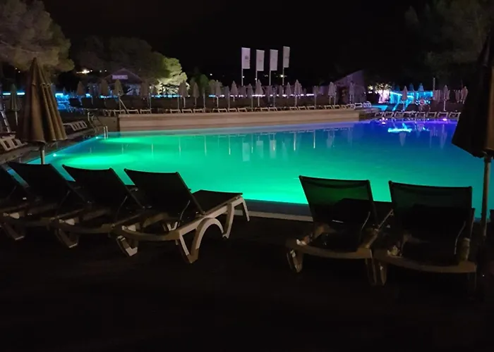 Regency Holiday Tour Operateur Dans Camping 5 Etoiles Frejus, Cote D'azur 5*