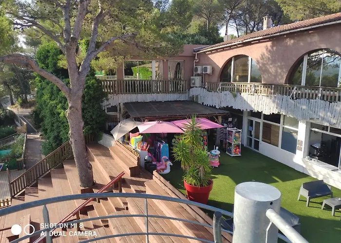 Campingplatz Regency Holiday Tour Operateur Dans Camping 5 Etoiles Frejus, Cote D'azur 5*