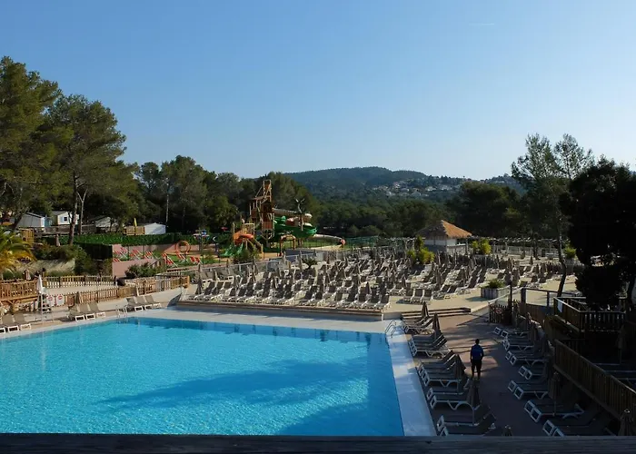 Regency Holiday Tour Operateur Dans Camping 5 Etoiles Frejus, Cote D'azur Campingplatz