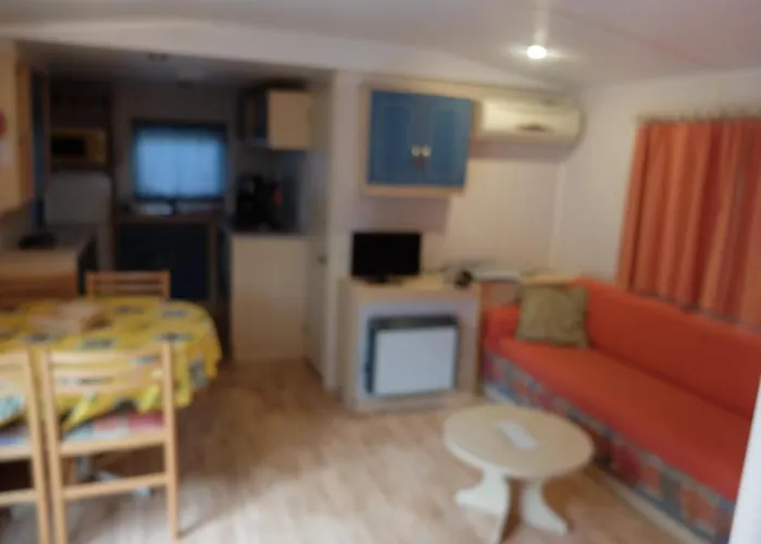 Regency Holiday Tour Operateur Dans Camping 5 Etoiles Frejus, Cote D'azur 5*