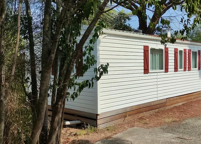 Campingplatz Regency Holiday Tour Operateur Dans Camping 5 Etoiles Frejus, Cote D'azur