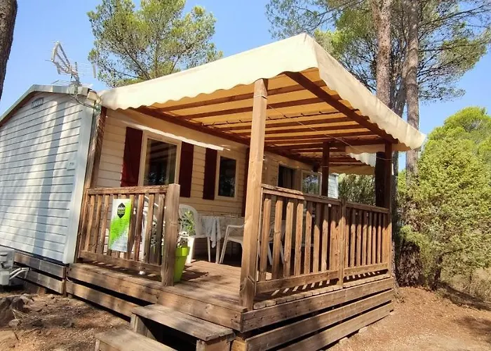 Regency Holiday Tour Operateur Dans Camping 5 Etoiles Frejus, Cote D'azur Campingplatz Fréjus
