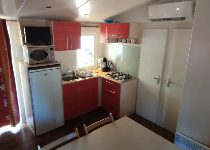 Campingplatz Regency Holiday Tour Operateur Dans Camping 5 Etoiles Frejus, Cote D'azur Fréjus