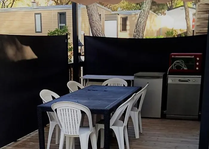 Regency Holiday Tour Operateur Dans Camping 5 Etoiles Frejus, Cote D'azur Campingplatz Fréjus