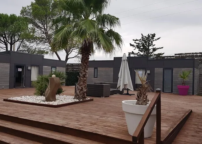 Regency Holiday Tour Operateur Dans Camping 5 Etoiles Frejus, Cote D'azur Campingplatz